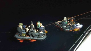 Yunanistanın geri ittiği 42 düzensiz göçmen kurtarıldı