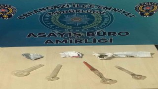 2 hırsızlık zanlısı ve 3 uyuşturucu taciri tutuklandı