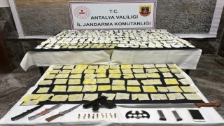 25 milyon değerindeki uyuşturucu jandarmaya takıldı