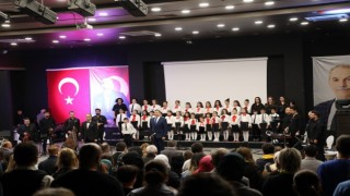 40 kişilik çocuk korosundan unutulmaz konser