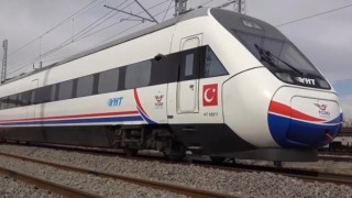43 ilin geçiş güzergahı hızlı trenle buluştu, ilk sefer yapıldı: Binlerce vatandaş Türk bayraklarıyla karşıladı