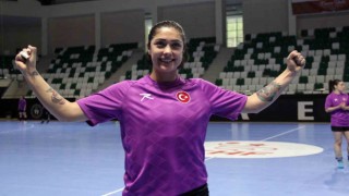 A Milli Kadın Hentbol Takımı, Dünya Şampiyonasının biletini Giresunda almak istiyor