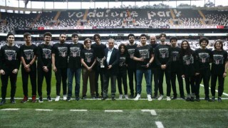 Ahmet Nur Çebi, Rsports Robotik Takımını tebrik etti