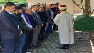 Ahşap evde çıkan yangında ölen yaşlı adam toprağa verildi