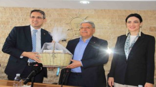 AK Parti Genel Başkan Yardımcısı Demiröz: Türkiyeyi tökezletmeye çalışanlar tarihten beri aynı kişilerdir