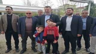 AK Parti Milletvekili adayı Hasan Turan Pendikte vatandaşlarla bir araya geldi