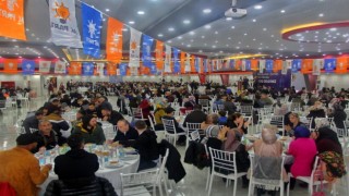 AK Parti teşkilatları iftar yemeğinde buluştu