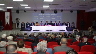 AK Partinin Aydın milletvekili adayları Koçarlıda seçmenlerle buluştu