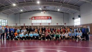 Akçaabatta çocuklara ve gençlere yönelik sportif ve kültürel etkinlikler devam ediyor