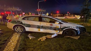 Aksarayda polis aracı ile otomobil çarpıştı: 3ü polis 6 yaralı