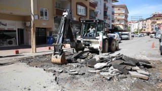 Alanyada asfalt yenileme çalışmaları sürüyor
