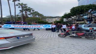 Alanyada Ekrem İmamoğluna pankartlı protesto