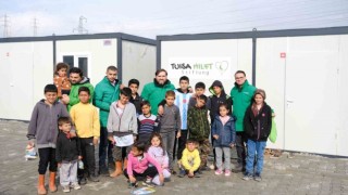 Almanyadan Türkiyeye kurulan gönül köprüsüyle yardımlar deprem bölgesine ulaştırıldı