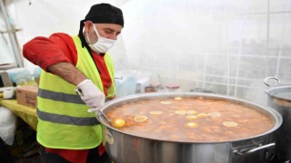 Altındağ Belediyesi depremzedeleri Ramazan ayında da yalnız bırakmadı