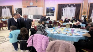 Altıntaşta hafızlık eğitimi alan öğrencilere iftar yemeği