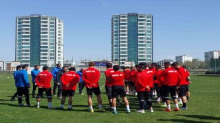 Amedspor, Tarsus maçına kilitlendi