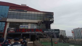 Ankarada korkutan AVM yangını