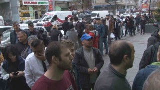 Ankaradaki baklavacılarda bayram öncesi metrelerce kuyruk oluştu