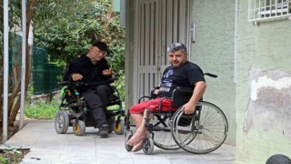 Antalyada 10 yıllık engelli arkadaşların ekmek teknesini çaldılar