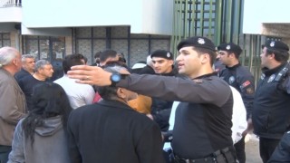 Antalyada 590 dairelik sitede karot gerginliğine çevik kuvvet müdahalesi
