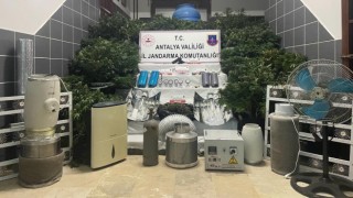 Antalyada seraya uyuşturucu operasyonu