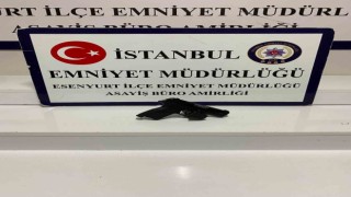 Aracının tavanından defalarca ateş eden şahıs yakalandı
