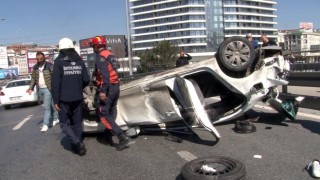 Avcılarda bariyerlere çarpan araç takla attı: 1 yaralı
