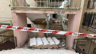 Avcılarda merdivenleri çöken bina mühürlendi
