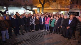 Aydın Büyükşehir Belediyesi kentin birçok noktasında iftar sofraları kuruyor