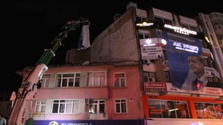 Aydındaki pankart krizini Seçim Kurulu çözdü