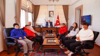 Ayvalıkın milli sörfçüleri Avrupanın zirvesi için yarışıyor