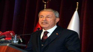 Bakan Akar: Ermenistanı destekleyenler dünya ve kendi tarihlerine bakarak utanmalıdır