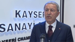 Bakan Akar: Koca Yusuflar Türk vatandaşlarının tahliyesi için Sudana gitti