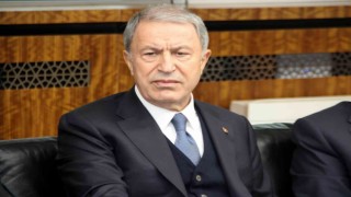 Bakan Hulusi Akar: "Terörle arasına mesafe koyamayanlarla çok ciddi sorunumuz var"