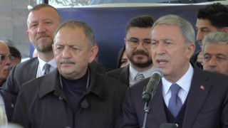 Bakan Akar: “Vatandaşlarımızın terörle arasında mesafe olmayanlarla aralarına mesafe koyması lazım”