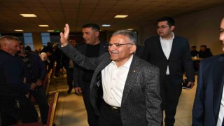 Bakan Akar ve Başkan Büyükkılıçtan ilçelere çıkarma