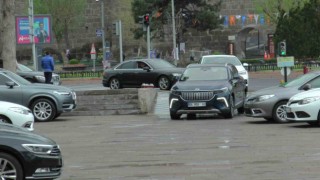 Bakan Akardan Togglu bayramlaşma