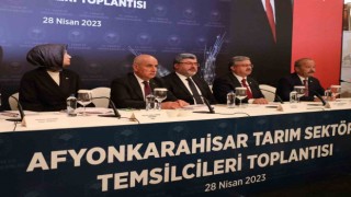 Bakan Kirişçiden afet bölgesindeki arıcılara büyük müjde:
