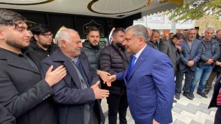 Bakan Koca halasının oğlunun cenazesine katıldı