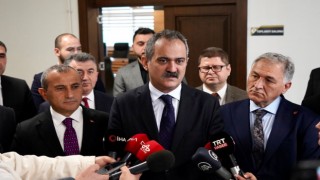 Bakan Özer: “Eğitime sadece temel ve ortaöğretim olarak değil, bütün olarak bakıyoruz”