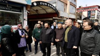 Bakan Soylu ve Vali Kızılkaya deprem bölgesindeki esnaf ile bir araya geldi