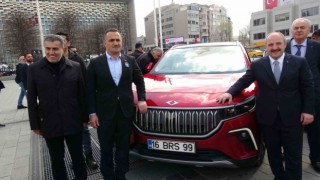 Bakan Varank yerli otomobil Togg ile Taksim Meydanına geldi