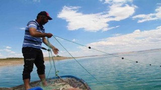 Balık avı yasağı başladı