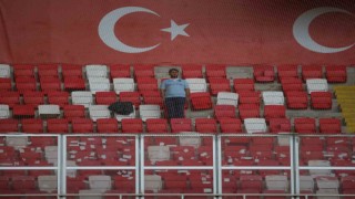 Başakşehiri, Sivasspor deplasmanında 1 taraftar destekledi