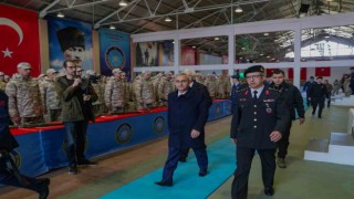 Başkan Alim Işık sözleşmeli erlerin yemin törenine katıldı
