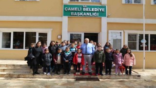 Başkan Arslan minik konuklarını ağırladı