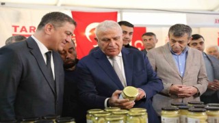 Başkan Atay, Aydın Tarım Fuarında belediyenin ürünlerini tanıttı