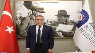Başkan Böcekten, 23 Nisan Ulusal Egemenlik ve Çocuk Bayramı mesajı