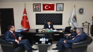 Başkan Bozkurt, 23 Nisanda makamını öğrenci başkanı Kırcalıya devretti