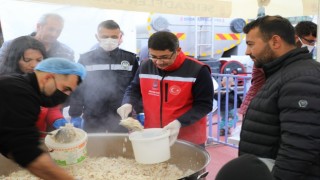 Başkan Çelik, Adıyamanda gönülleri fethetti